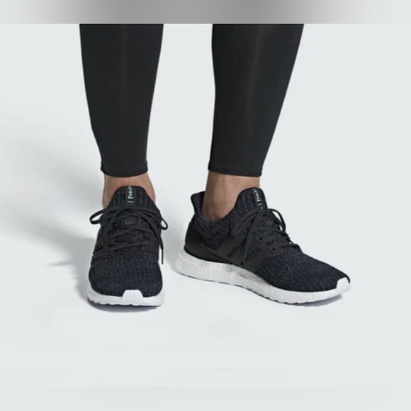 Adidas Ultraboosts - Picture 11 of 11